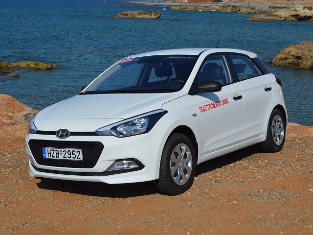 Automatic Car Rental Crete with Caravel